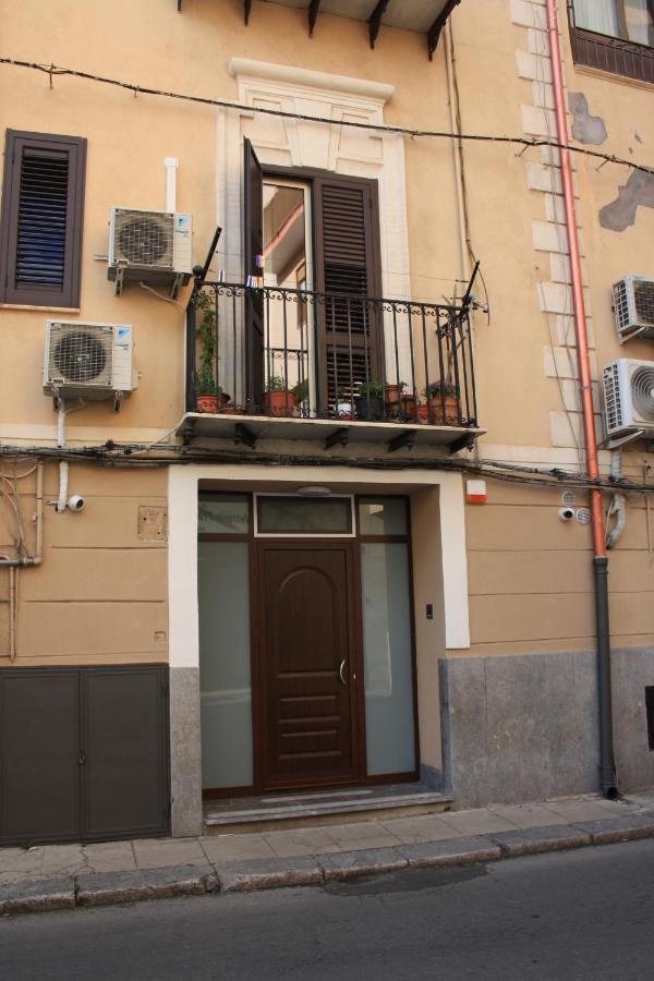 Due Cappuccini Daire Palermo Dış mekan fotoğraf